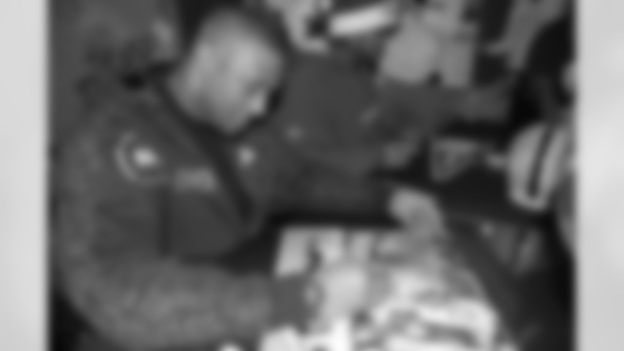 09_Childrens_Hospital_Toy_Drive