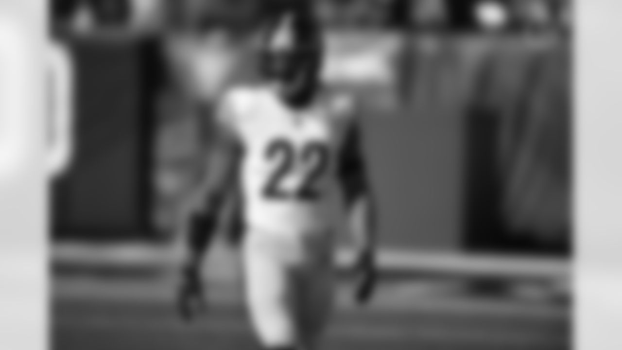 Pittsburgh Steelers running back Najee Harris (22) during a regular season game between the Pittsburgh Steelers and the Cincinnati Bengals, Sunday, Nov. 28, 2021 in Cincinnati, OH. (Karl Roser / Pittsburgh Steelers)