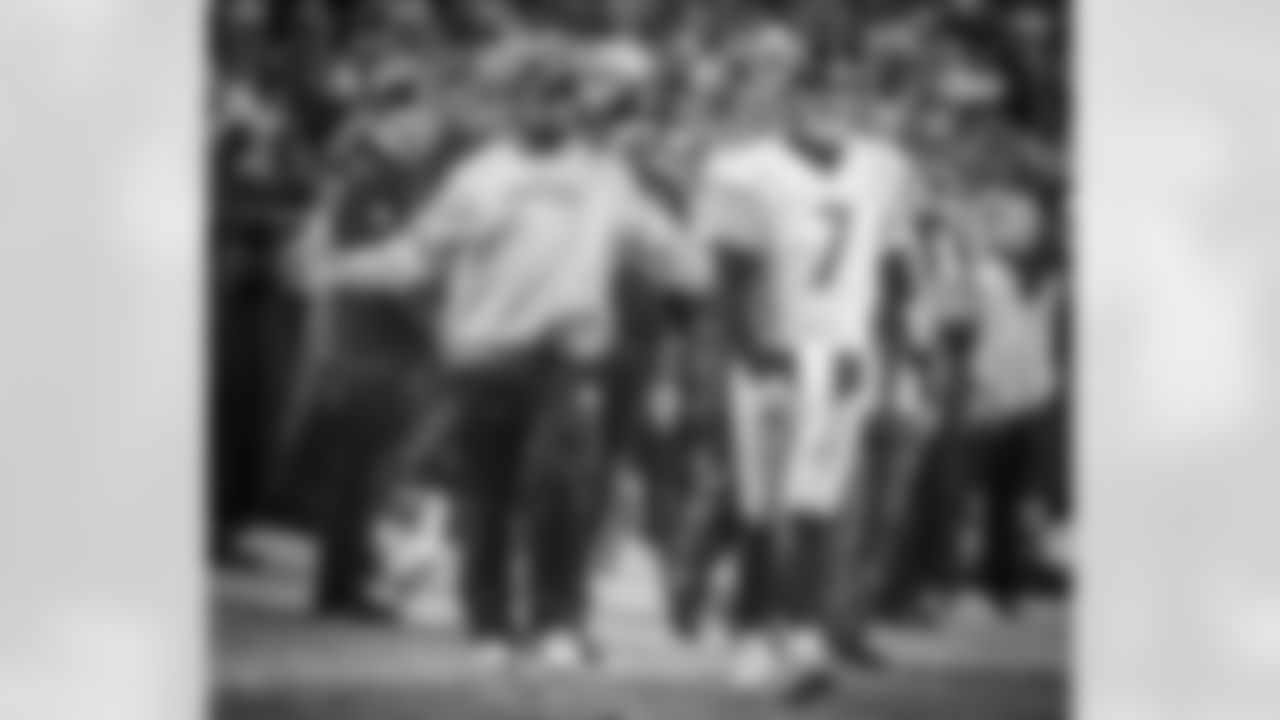 Head coach Mike Tomlin and Ben Roethlisberger
