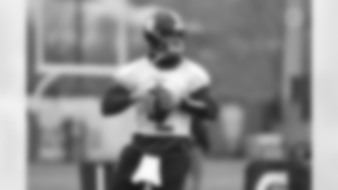 Pittsburgh Steelers quarterback Mason Rudolph (2) practices at the UPMC Rooney Sports Complex preparing for a Week 12 matchup against the Baltimore Ravens, Wednesday, Nov. 25, 2020 in Pittsburgh, PA. (Caitlyn Epes / Pittsburgh Steelers)