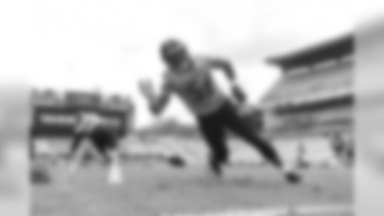 Pittsburgh Steelers linebacker Alex Highsmith (56) trains at Heinz Field during the Steelers 2020 Training Camp, Sunday, Aug. 16, 2020 in Pittsburgh, PA. (Karl Roser / Pittsburgh Steelers)
