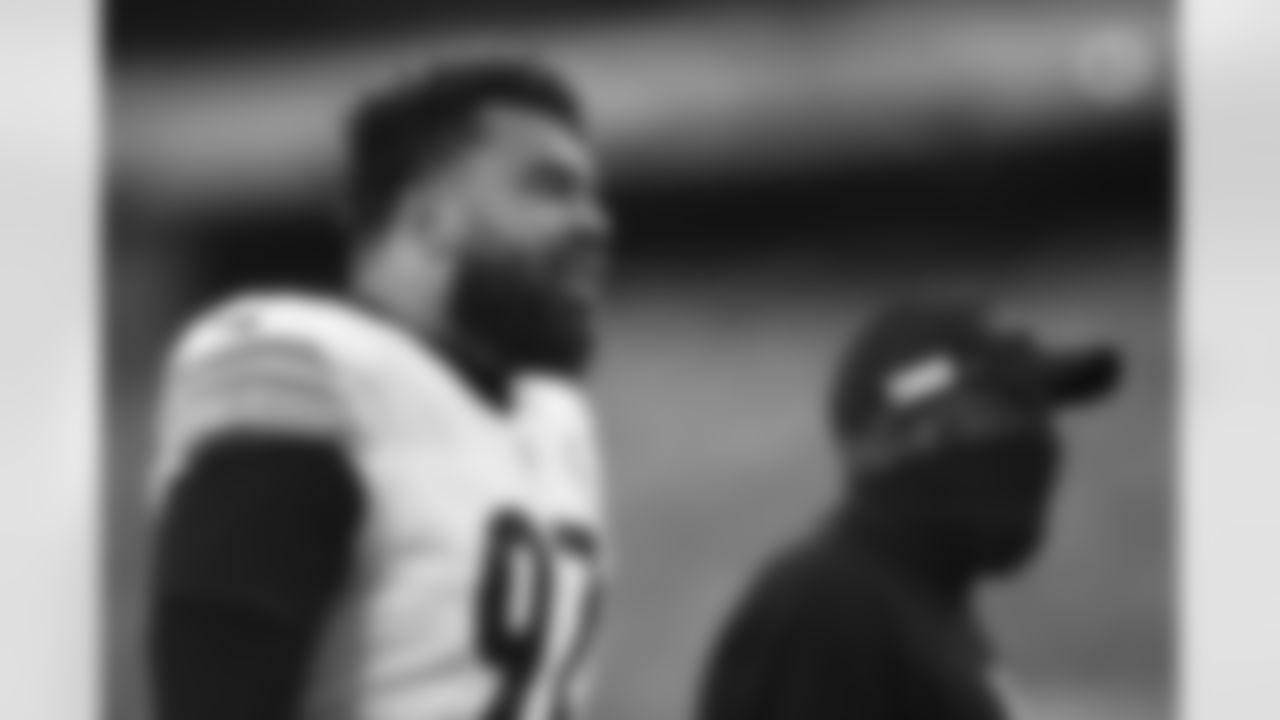 Pittsburgh Steelers defensive tackle Cameron Heyward (97) warms up before a regular season game between the Pittsburgh Steelers and the New York Giants, Monday, Sept. 14, 2020 in East Rutherford, NJ. (Karl Roser / Pittsburgh Steelers)
