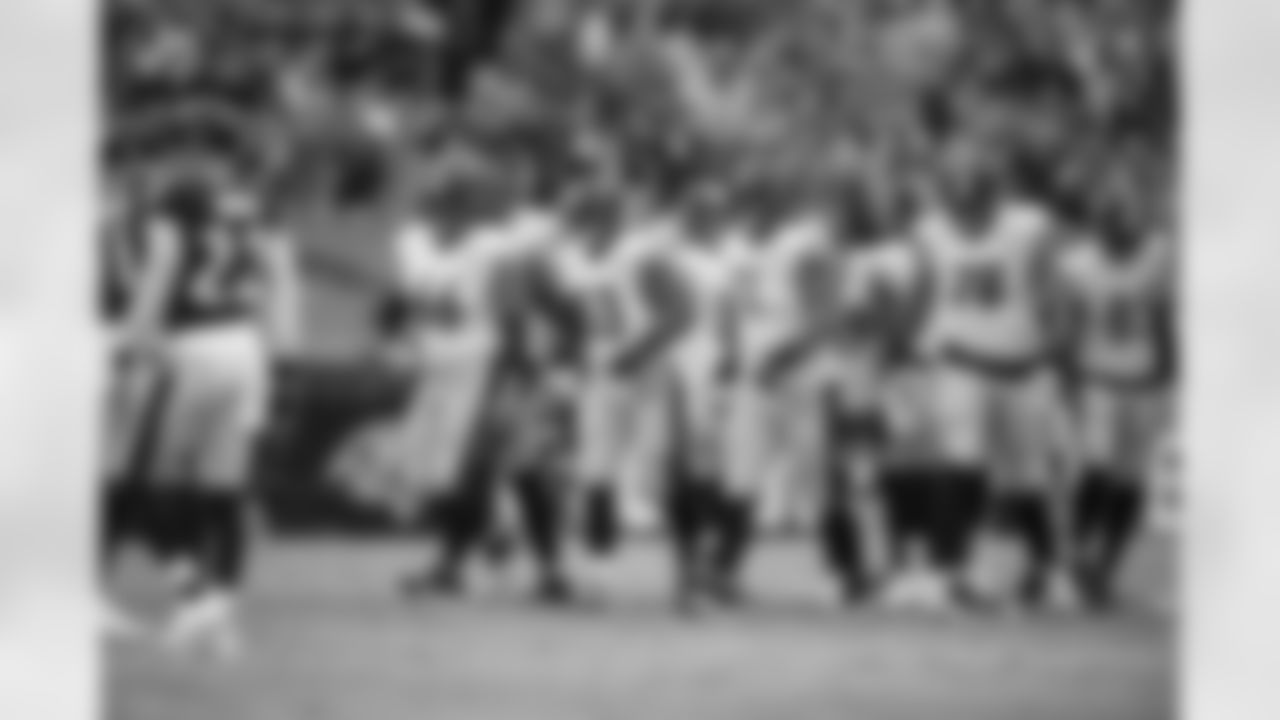 The Pittsburgh Steelers offensive line during a regular season game between the Pittsburgh Steelers and the Baltimore Ravens, Sunday, Nov. 1, 2020 in Baltimore, MD. The Steelers defeated the Ravens 28-24. (Karl Roser / Pittsburgh Steelers)