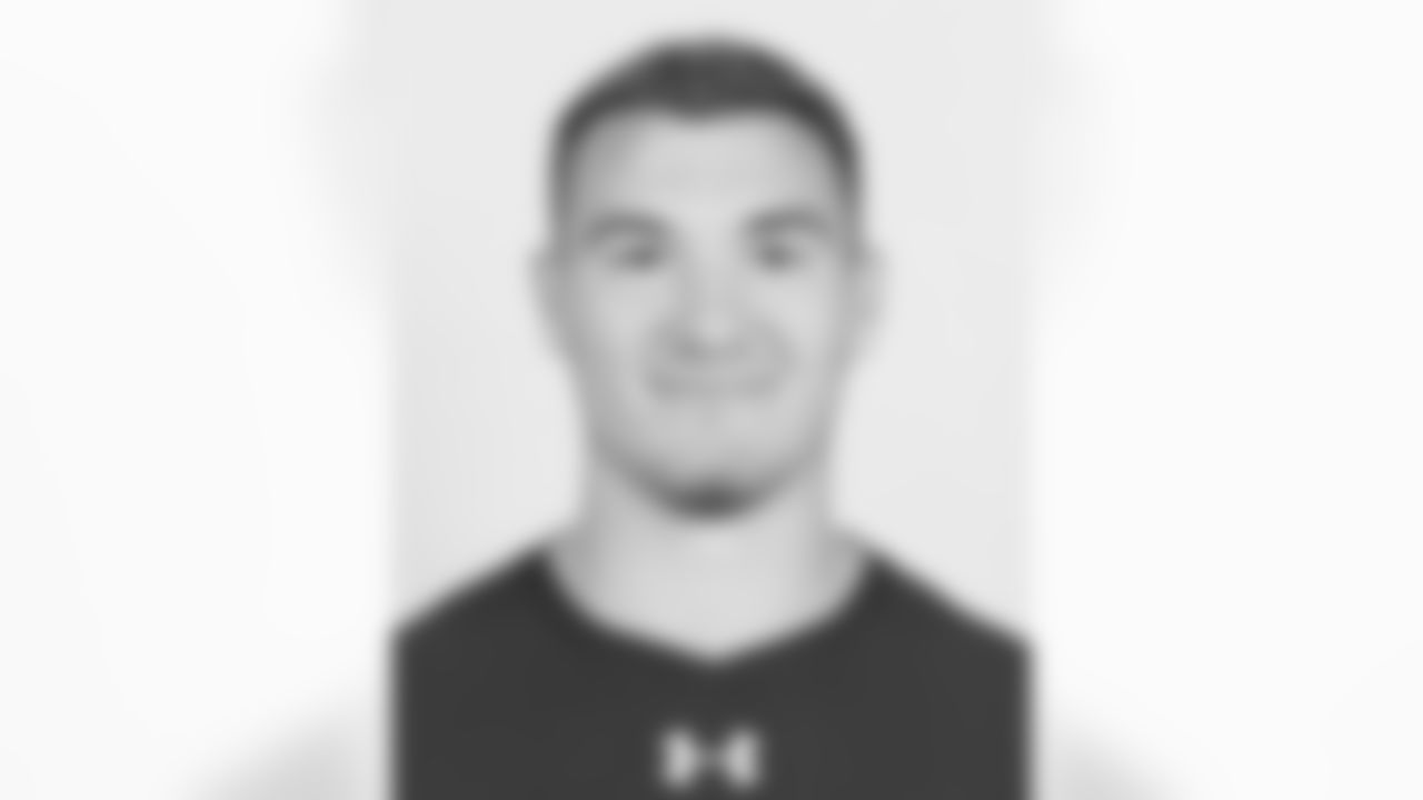North Carolina quarterback Mitch Trubisky poses for a headshot during the 2017 NFL Scouting Combine at Lucas Oil Stadium on Thursday, March 2, 2017 in Indianapolis. (Ben Liebenberg via AP)