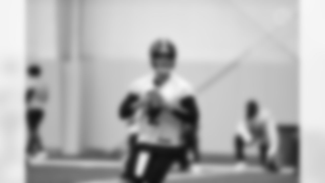 Pittsburgh Steelers quarterback Mason Rudolph (2) during practice at the UPMC Rooney Sports Complex, Wednesday, Sept. 1, 2021 in Pittsburgh, PA. (Karl Roser / Pittsburgh Steelers)