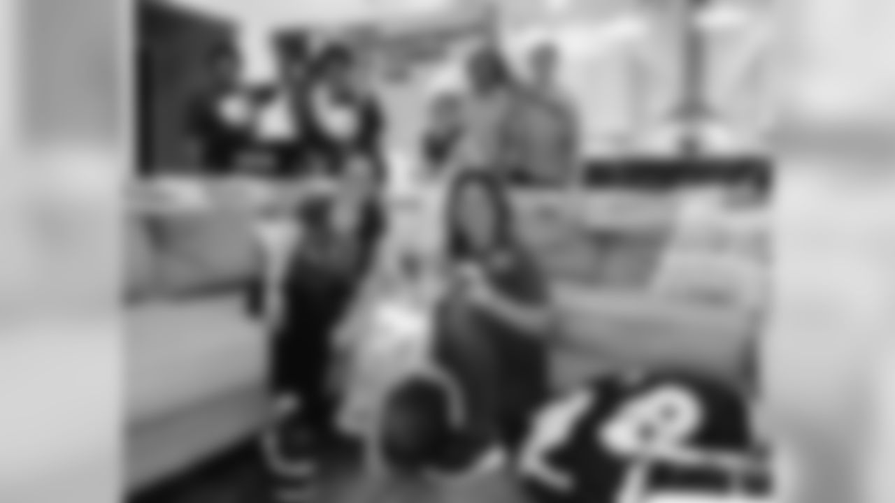 snuselfie_Aparicio_Irma_Sep262019633PM__82120680_41EE5B56BF38458C905B16C5C70C6162