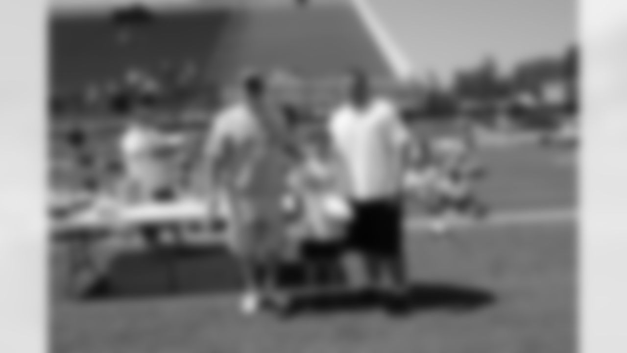 2010_steelers_youth_camp_calu