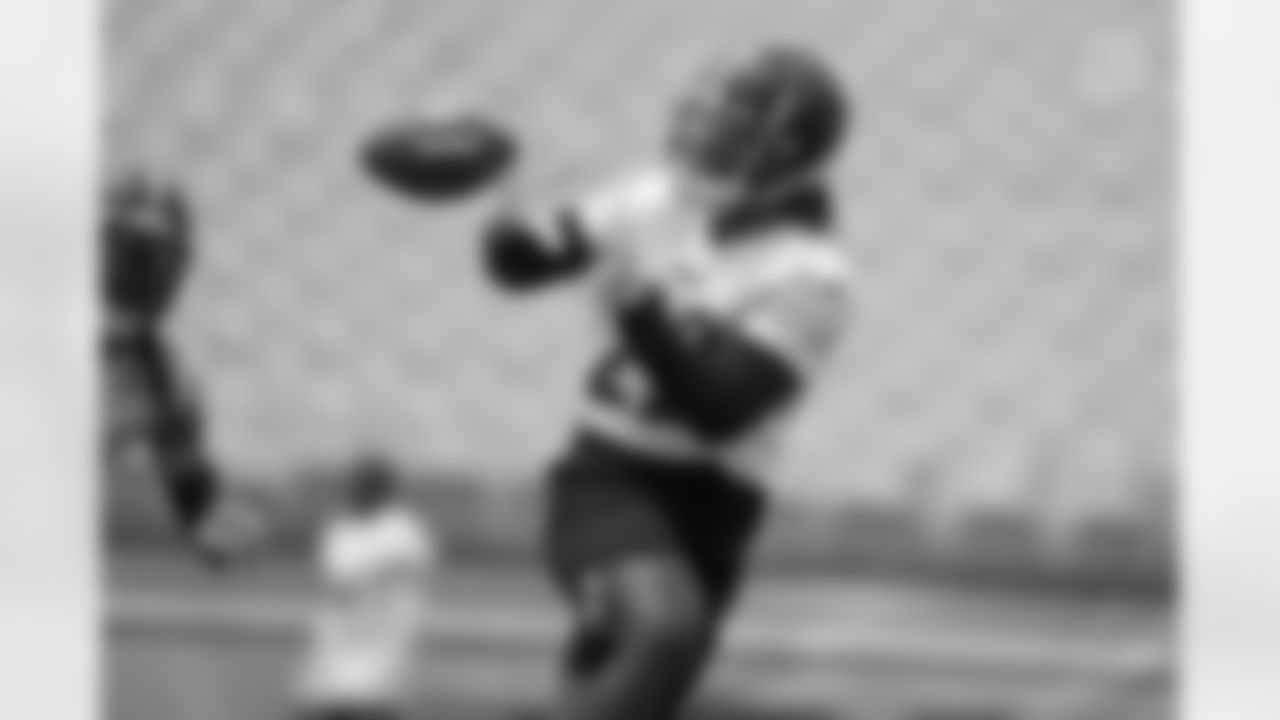 Pittsburgh Steelers running back Najee Harris (22) trains at Heinz Field during the 2021 Steelers Camp, Saturday, Aug. 14, 2021 in Pittsburgh, PA. (Karl Roser / Pittsburgh Steelers)