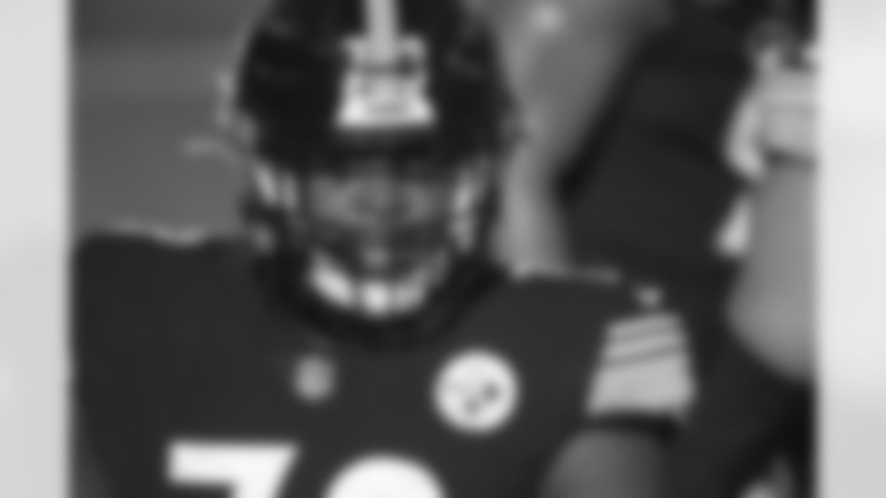 Pittsburgh Steelers defensive tackle Carlos Davis (73) during a regular season game between the Pittsburgh Steelers and the Indianapolis Colts, Sunday, Dec. 27, 2020 in Pittsburgh, PA. The Steelers beat the Colts 28-24. (Caitlyn Epes / Pittsburgh Steelers)