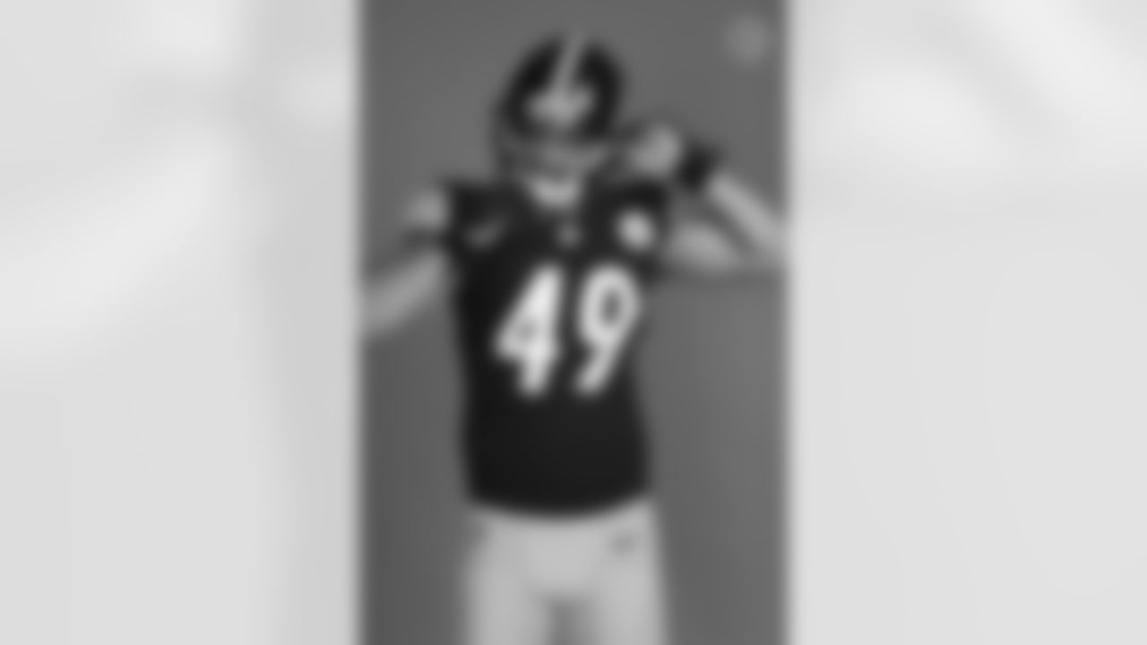 Pittsburgh Steelers tight end Dax Raymond (49) poses for a photo during the Steelers 2021 media day, Saturday, July 24, 2021 in Pittsburgh, PA. (Caitlyn Epes / Pittsburgh Steelers)