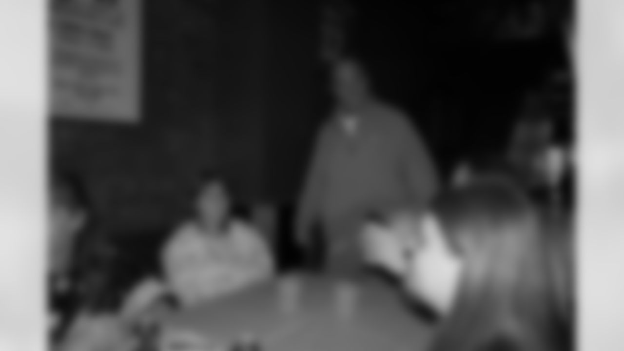 09_Ward_Thankgiving_Dinner