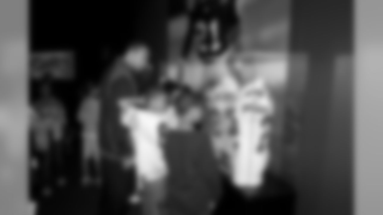 08_Batch_HOFvisit_dh_137