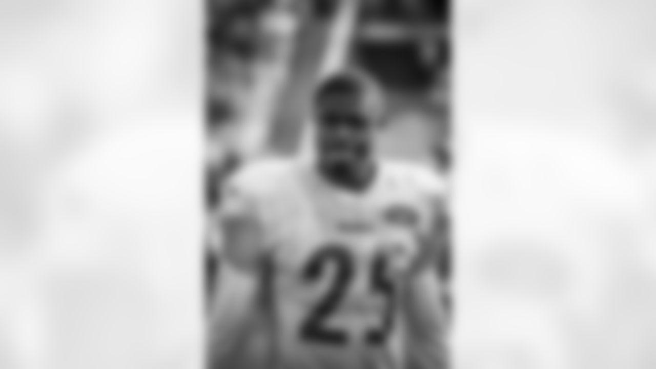 Artie Burns