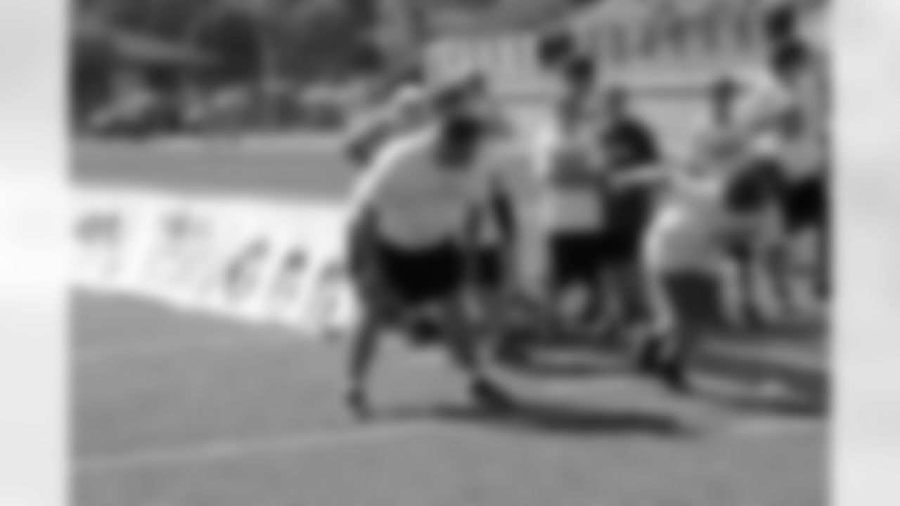 2010_steelers_youth_camp_calu