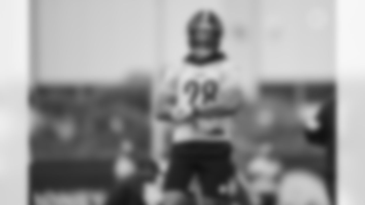 Pittsburgh Steelers safety Miles Killebrew (28) participates in the Organized Team Activities (OTAs), Tuesday June 1, 2021 at the UPMC Rooney Sports Complex. (Karl Roser / Pittsburgh Steelers)
