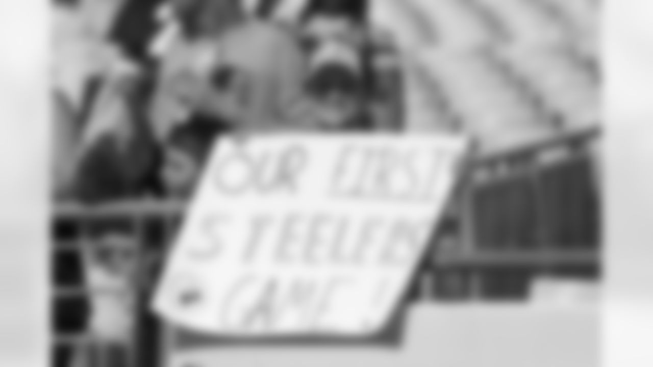 Fans during a preseason game between the Pittsburgh Steelers and the Jacksonville Jaguars, Saturday, Aug. 20, 2022 in Jacksonville, FL. (Karl Roser / Pittsburgh Steelers)