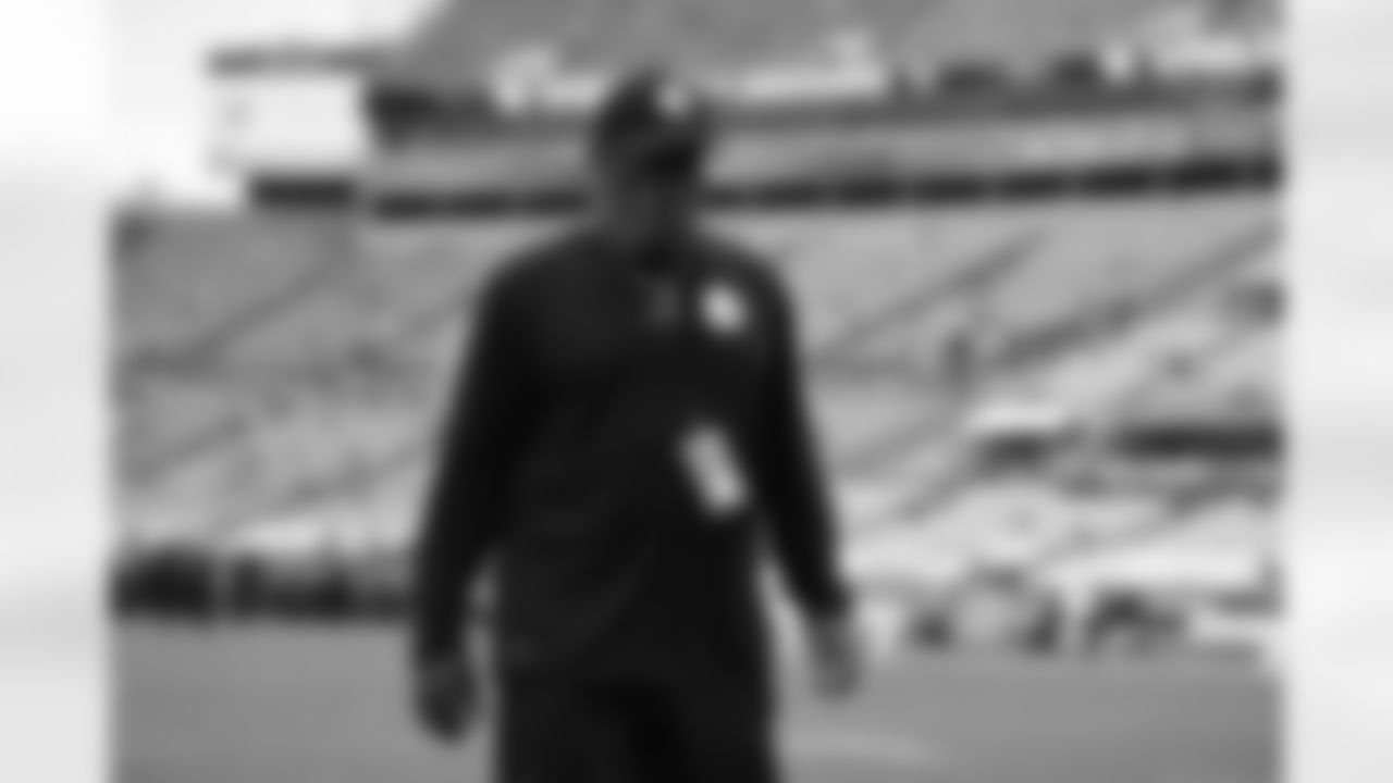 Pittsburgh Steelers Head Coach Mike Tomlin during a regular season game between the Pittsburgh Steelers and the Jacksonville Jaguars, Sunday, Nov. 22, 2020 in Jacksonville, FL. (Karl Roser / Pittsburgh Steelers)