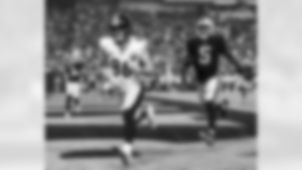Pittsburgh Steelers tight end Pat Freiermuth (88) during a regular season game between the Pittsburgh Steelers and the Las Vegas Raiders, Sunday, Sept. 24, 2023 in Las Vegas, NV. (Karl Roser / Pittsburgh Steelers)