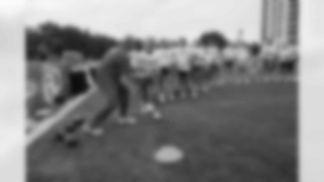 09_NFL_Clinic_Bleier