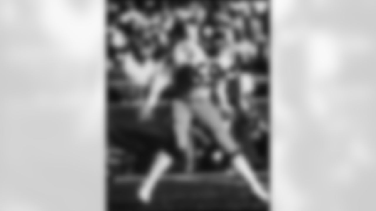 1971 JACK HAM: One of the transcendent players of his era, Ham was a linebacker capable of covering wide receivers. He started 160 of his 162 career regular season games with the Steelers, during which he had 53 takeaways, 32 interceptions and 21 fumble recoveries. Ham also had five postseason interceptions, including two in the 1974 AFC Championship Game vs. Oakland. Voted to eight Pro Bowls and named first-team All-Pro six times, Ham was inducted into the Hall of Fame in 1988. Four Super Bowl rings.