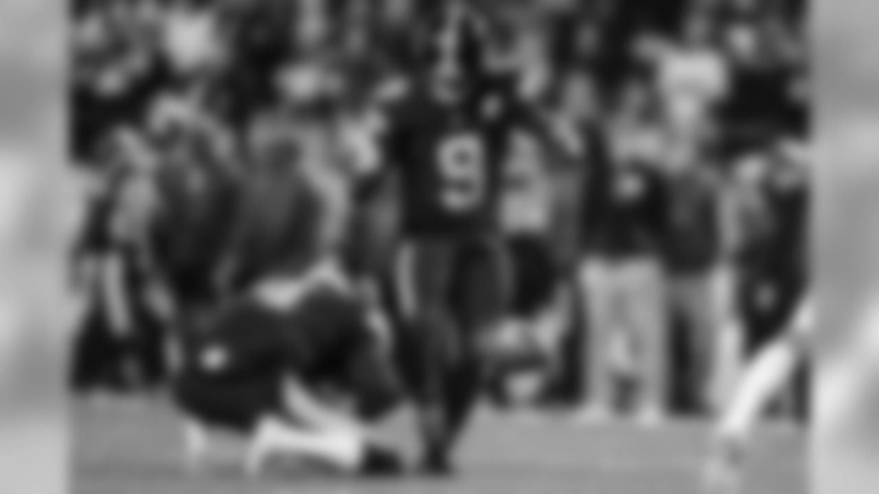 Chris Boswell and Jordan Berry versus the Carolina Panthers on November 8, 2018