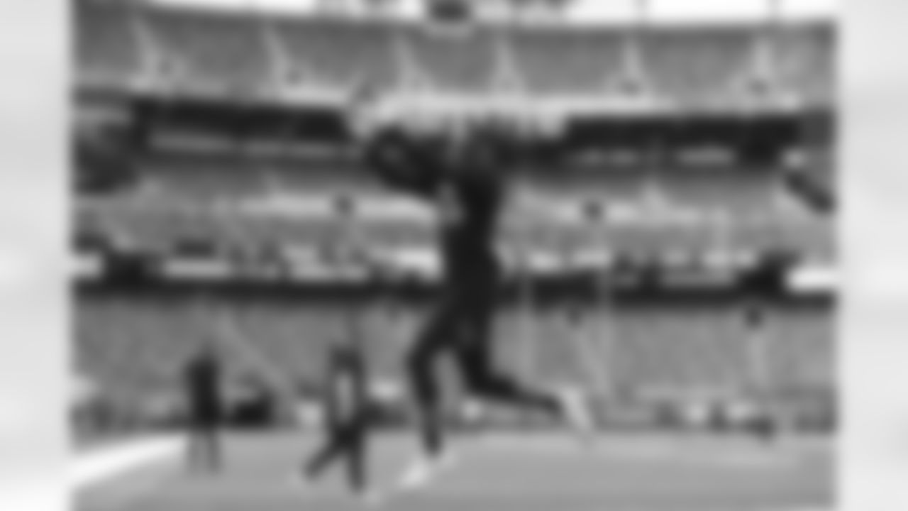Pittsburgh Steelers cornerback Joe Haden (23) warms up before a regular season game between the Pittsburgh Steelers and the New York Giants, Monday, Sept. 14, 2020 in East Rutherford, NJ. (Karl Roser / Pittsburgh Steelers)