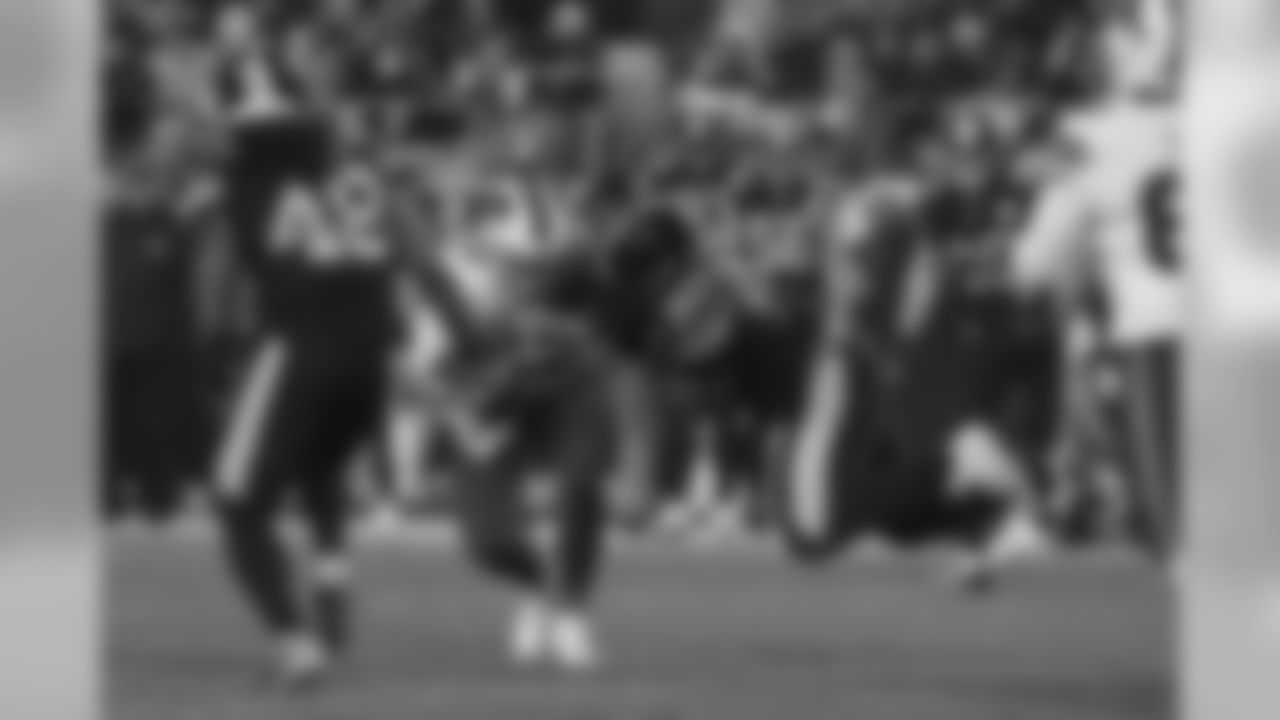 A 2019 regular season game between the Pittsburgh Steelers and the Buffalo Bills on Sunday, December 15, 2019. The Bills defeated the Steelers 17-10.