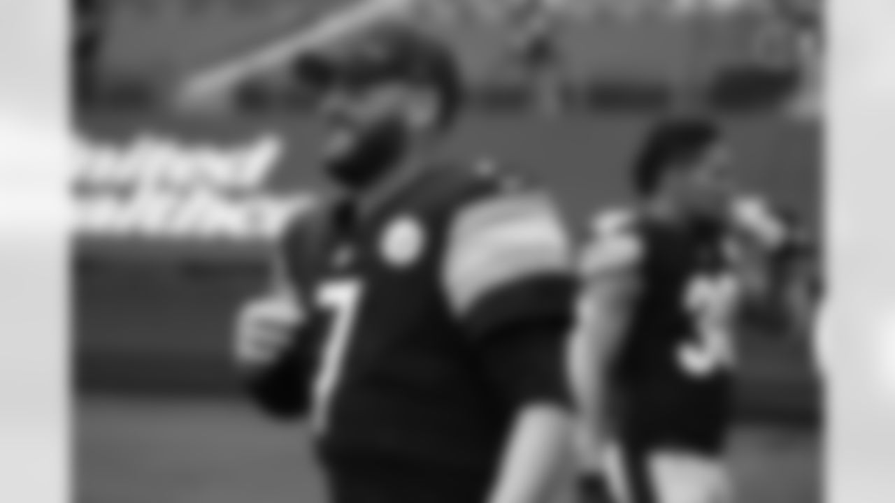 Pittsburgh Steelers quarterback Ben Roethlisberger (7) during a regular season game between the Pittsburgh Steelers and the Dallas Cowboys, Sunday, Nov. 8, 2020 in Dallas, TX. (Karl Roser / Pittsburgh Steelers)