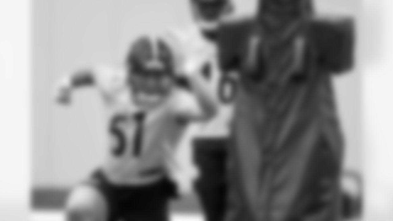 Pittsburgh Steelers linebacker Nick Herbig (51) participates in the Steelers rookie minicamp at the UPMC Rooney Sports Complex, Saturday, May 13, 2023 in Pittsburgh, PA. (Karl Roser / Pittsburgh Steelers)