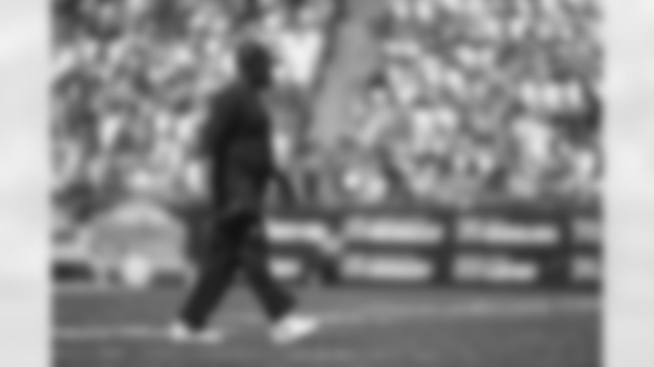Pittsburgh Steelers Head Coach Mike Tomlin during a regular season game between the Pittsburgh Steelers and the Las Vegas Raiders, Sunday, Sept. 19, 2021 in Pittsburgh, PA. (Karl Roser / Pittsburgh Steelers)