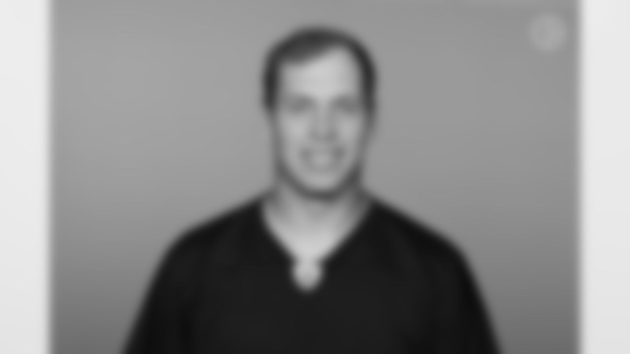 Pittsburgh Steelers linebacker Joe Schobert (45)