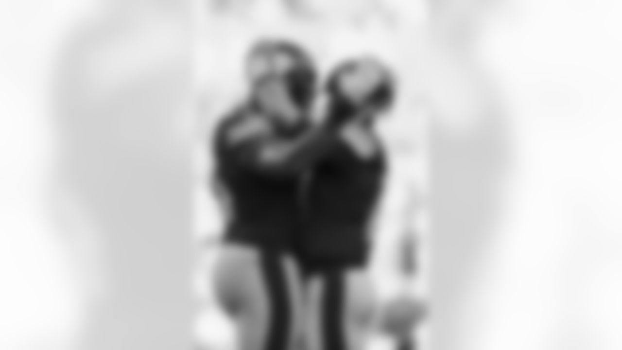 The Pittsburgh Steelers during a preseason game between the Pittsburgh Steelers and the Detroit Lions, Sunday, Aug. 28, 2022 in Pittsburgh, PA. The Steelers beat the Lions 19-9. ](Karl Roser / Pittsburgh Steelers)