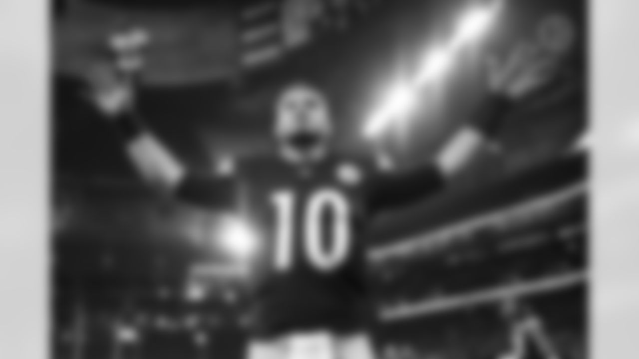 Pittsburgh Steelers quarterback Mitch Trubisky (10) during a preseason game between the Pittsburgh Steelers and the Atlanta Falcons, Thursday, Aug. 24, 2023 in Atlanta, GA. (Karl Roser / Pittsburgh Steelers)