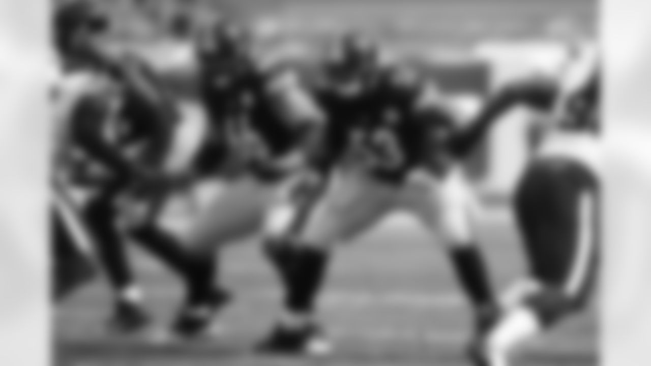 Pittsburgh Steelers center Maurkice Pouncey (53) during a regular season game between the Pittsburgh Steelers and the Houston Texans, Sunday, Sept. 27, 2020 in Pittsburgh, PA. (Karl Roser / Pittsburgh Steelers)