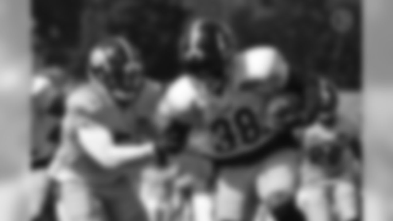 Devin Bush and Jaylen Samuels