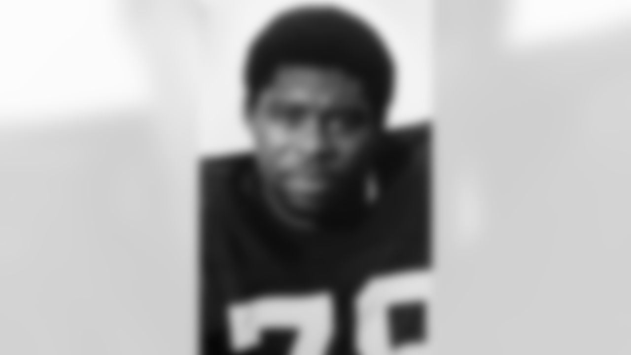 Action shot of defensive end Dwight White #78 during his time with the Pittsburgh Steelers.
