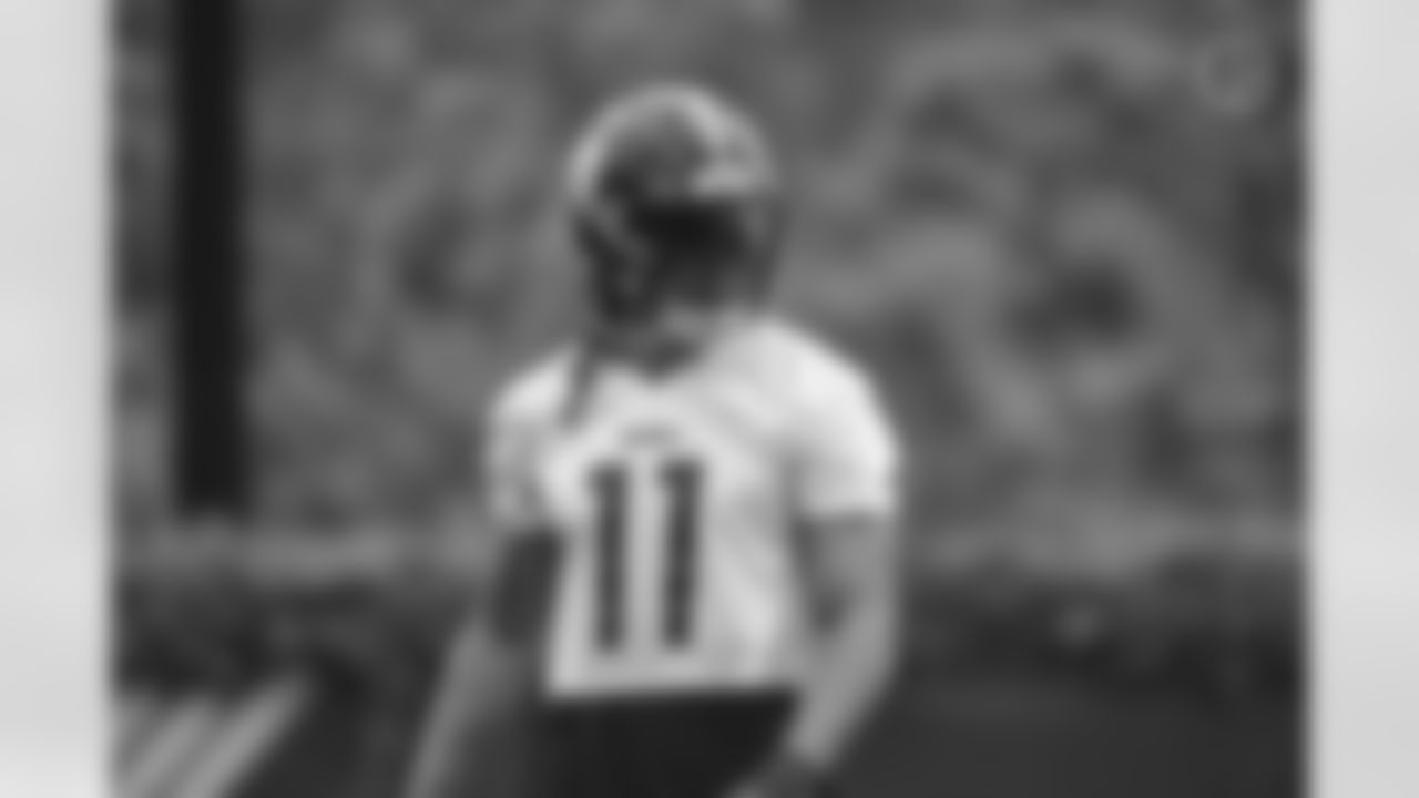 Pittsburgh Steelers wide receiver Chase Claypool (11) participates in the Organized Team Activities (OTAs), Thursday June 3, 2021 at the UPMC Rooney Sports Complex. (Caitlyn Epes / Pittsburgh Steelers)