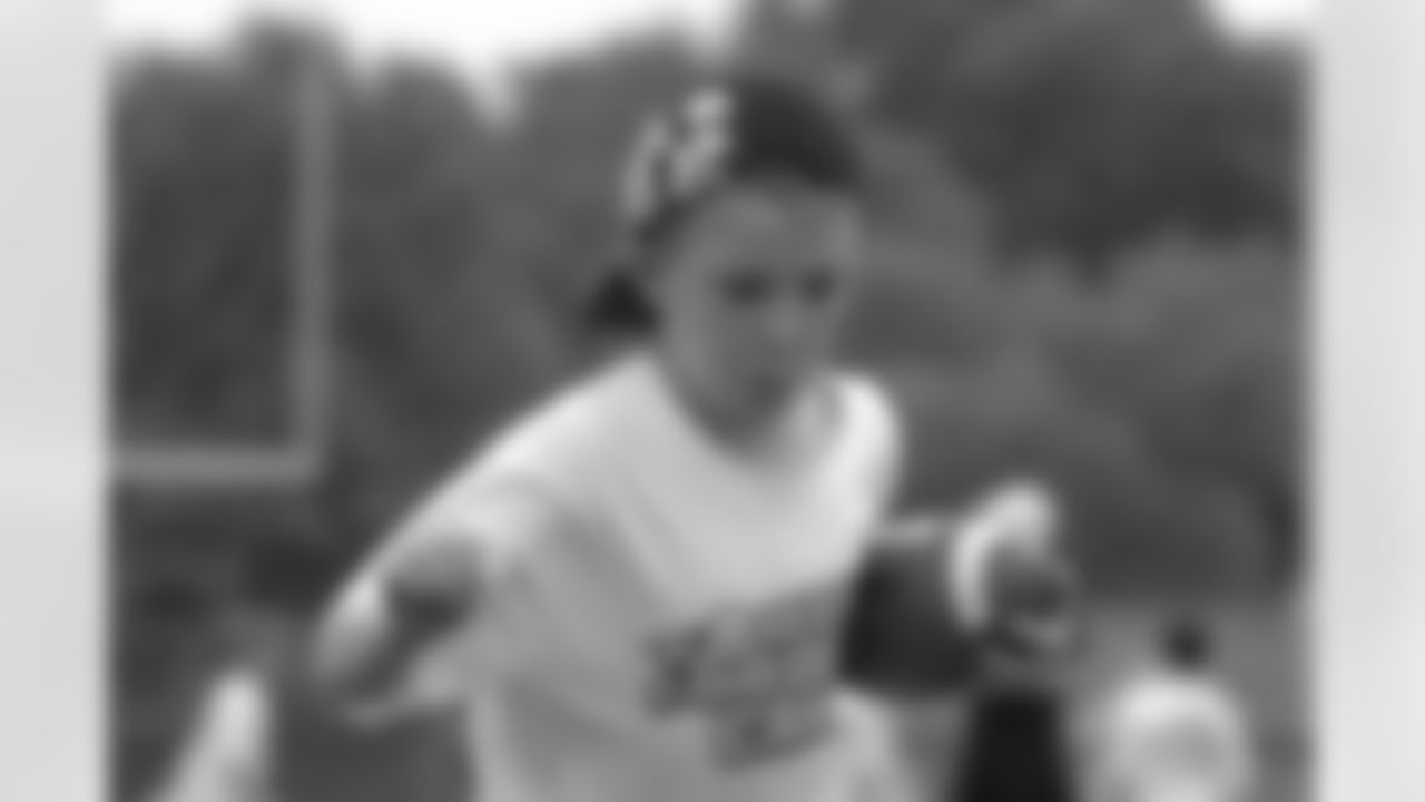 2010_steelers_youth_camp_calu