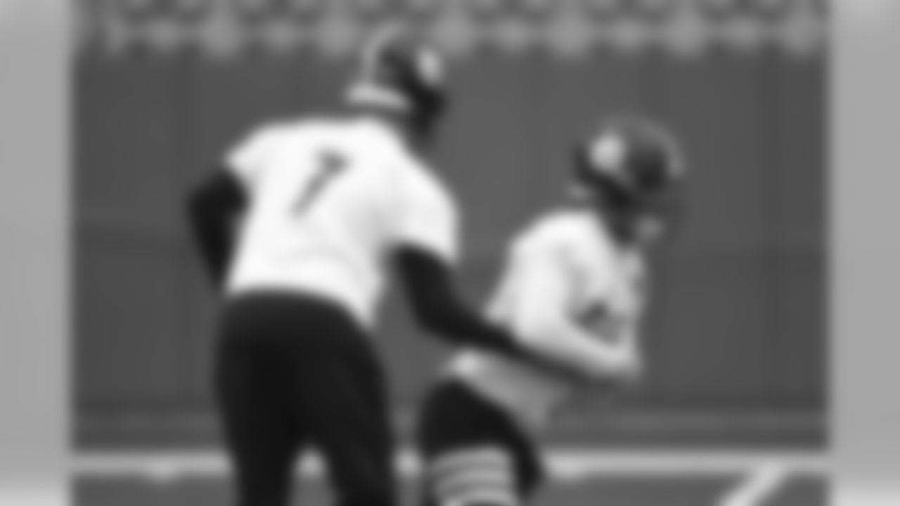 James Conner and Ben Roethlisberger