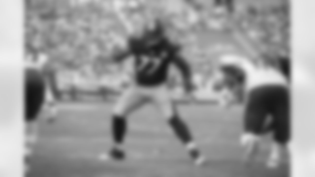 A 2018 Regular Season game between the Pittsburgh Steelers and the Kansas City Chiefs on Sunday, September 16, 2018.