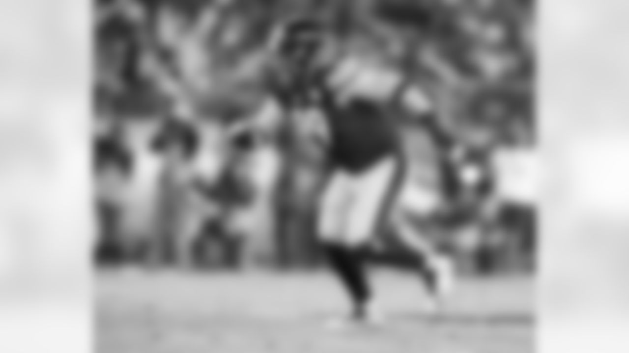 2002 Brett Keisel: Its very rare for a human being to stand 6-foot-5, weigh 285 pounds, and be as athletic as Brett Keisel. During the seasons in which Keisel learned to be a 3-4 defensive end, he contributed on special teams, often in dynamic fashion. A full-time starter beginning in 2006, Keisel has 29 career sacks and 32 passes batted at the line of scrimmage to date. Two Super Bowl rings.