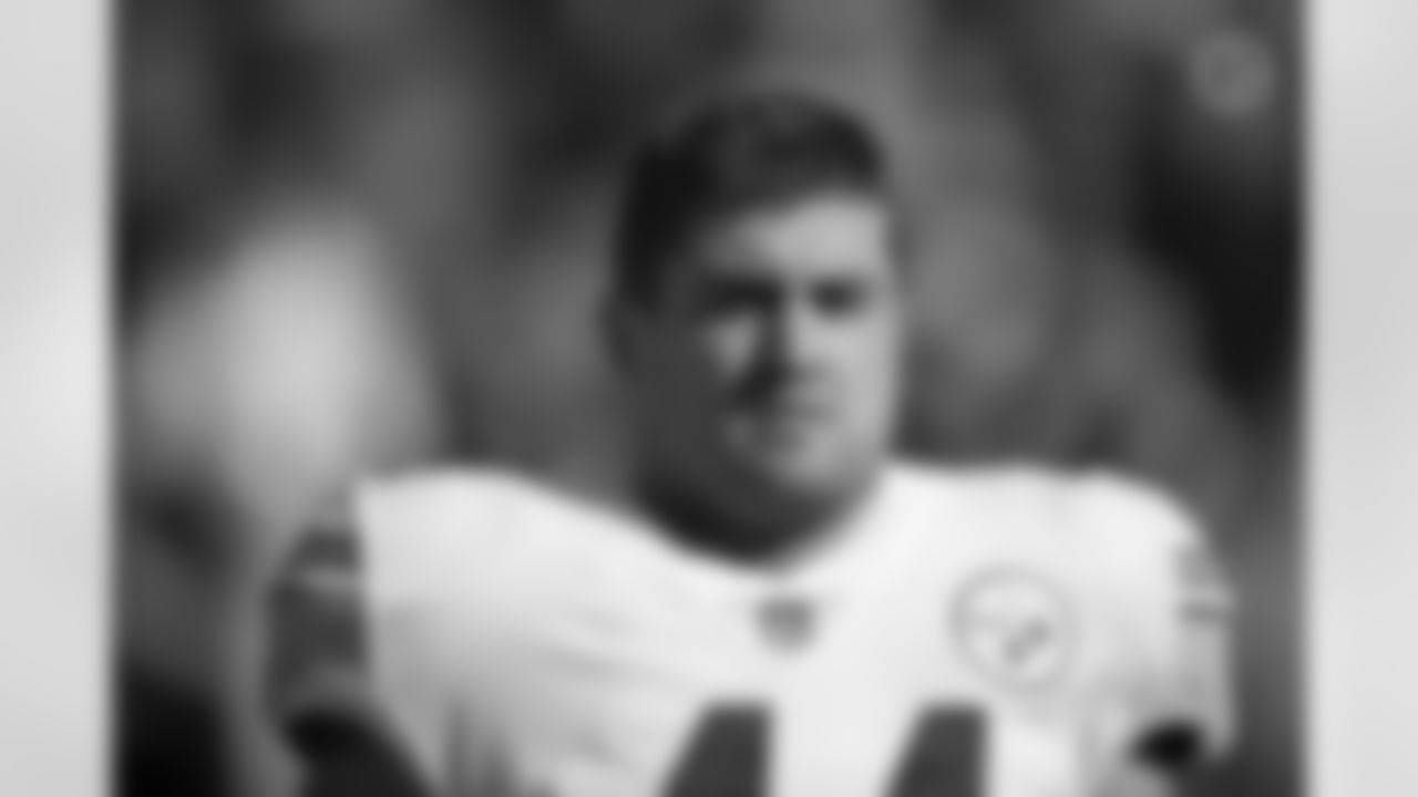 Pittsburgh Steelers fullback Derek Watt (44) during a regular season game between the Pittsburgh Steelers and the Cincinnati Bengals, Sunday, Nov. 28, 2021 in Cincinnati, OH. The Bengals beat the Steelers 41-10. (Karl Roser / Pittsburgh Steelers)