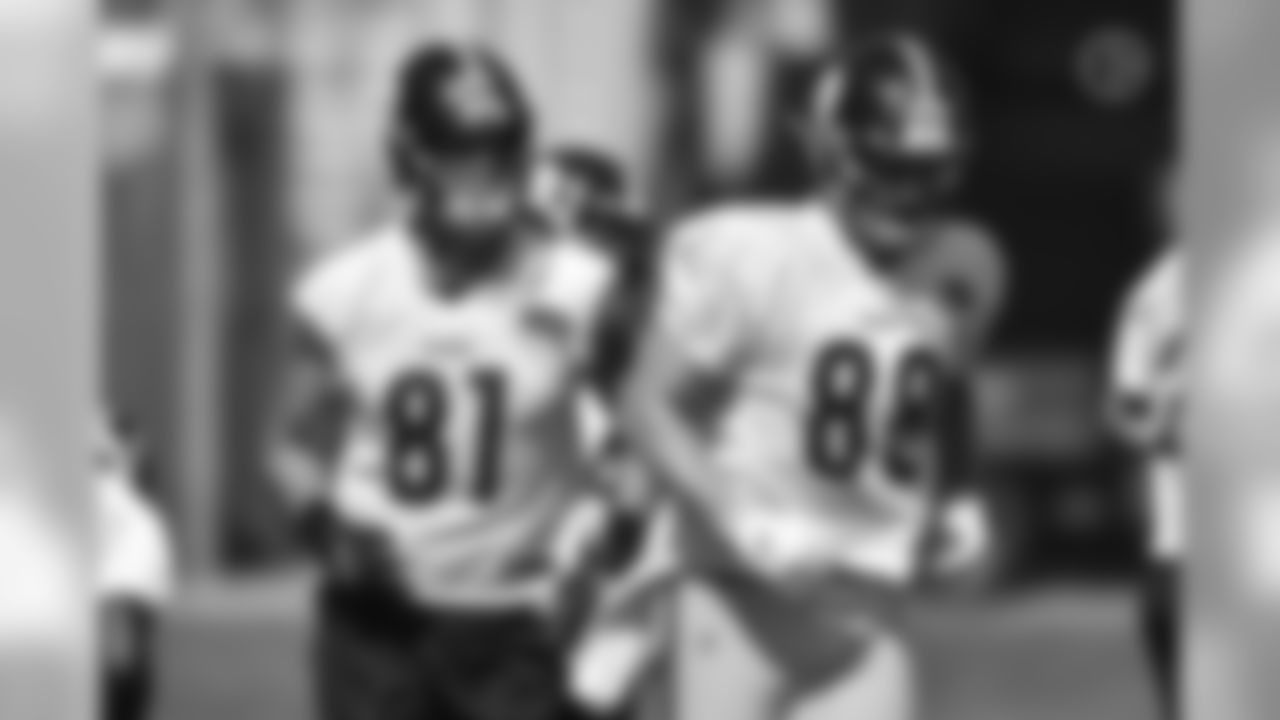 Zach Gentry and Nick Vannett