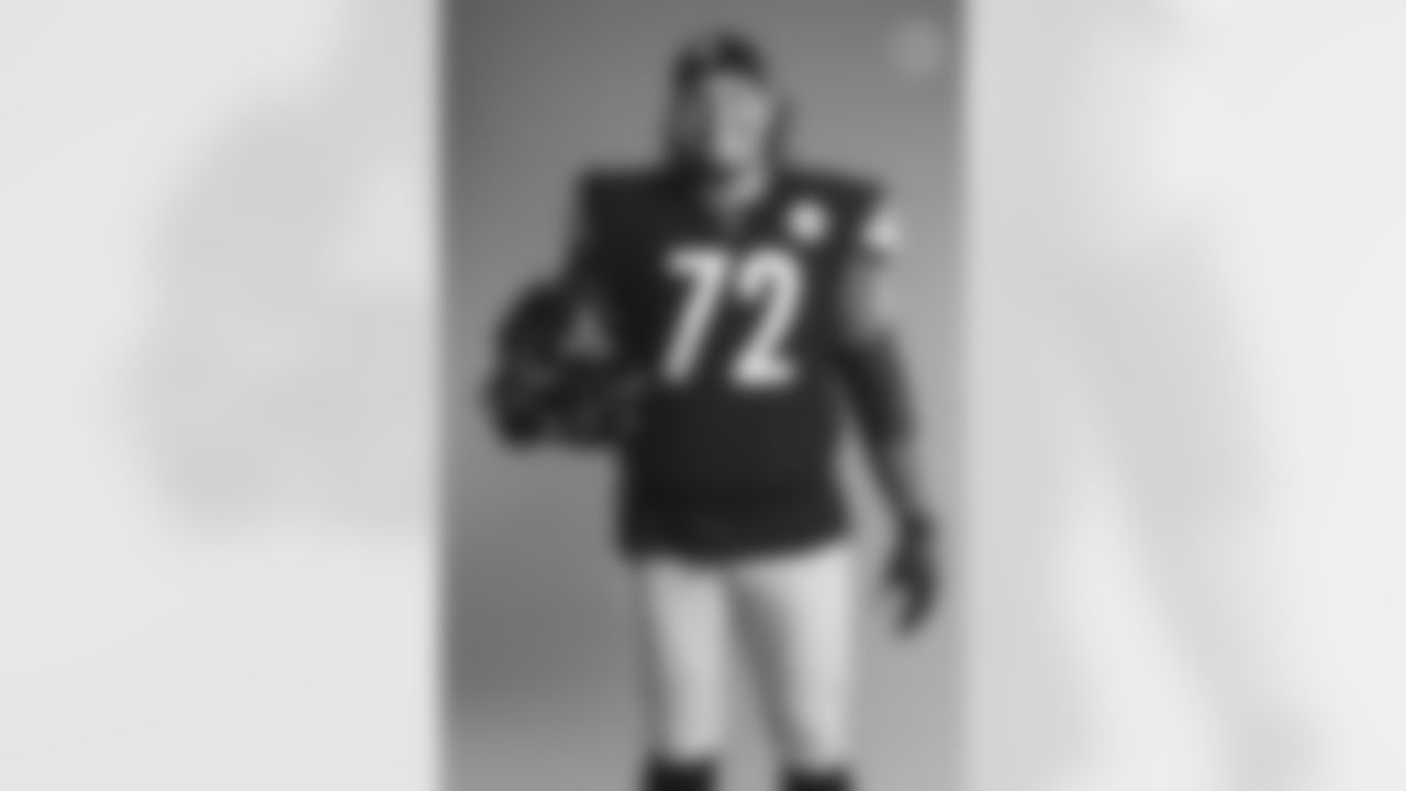 Pittsburgh Steelers offensive tackle Zach Banner (72) poses for a photo during the Steelers 2021 media day, Saturday, July 24, 2021 in Pittsburgh, PA. (Karl Roser / Pittsburgh Steelers)