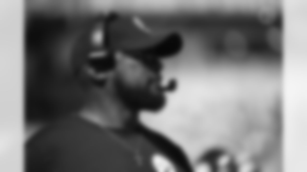 Pittsburgh Steelers Head Coach Mike Tomlin during a regular season game between the Pittsburgh Steelers and the Las Vegas Raiders, Sunday, Sept. 19, 2021 in Pittsburgh, PA. (Caitlyn Epes / Pittsburgh Steelers)
