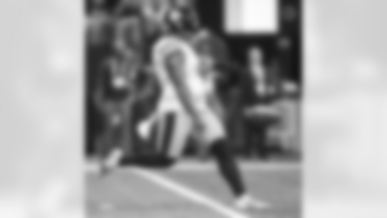 Pittsburgh Steelers punter Pressley Harvin III (6) during a regular season game between the Pittsburgh Steelers and the Atlanta Falcons, Sunday, Dec. 4, 2022 in Atlanta, GA. (Abigail Dean/ Pittsburgh Steelers)