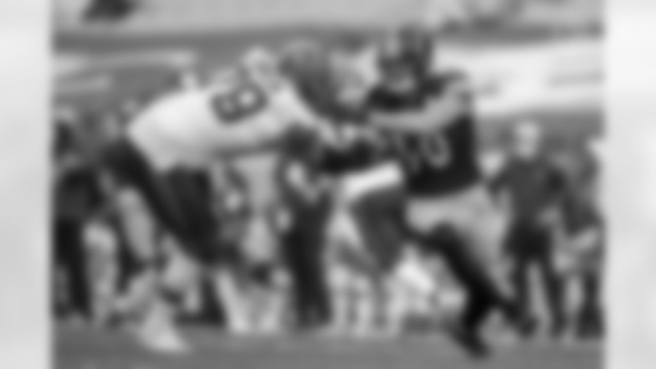 Pittsburgh Steelers linebacker T.J. Watt (90) during a regular season game between the Pittsburgh Steelers and the Cleveland Browns, Sunday, Oct. 18, 2020 in Pittsburgh, PA. The Steelers defeated the Browns 38-7. (Karl Roser / Pittsburgh Steelers)