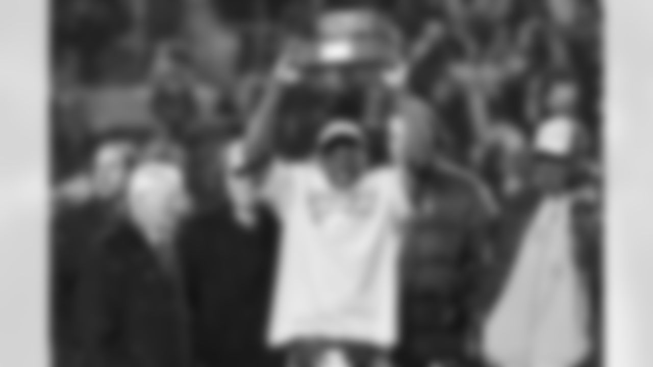 08_BAL3_Holmes_Trophy