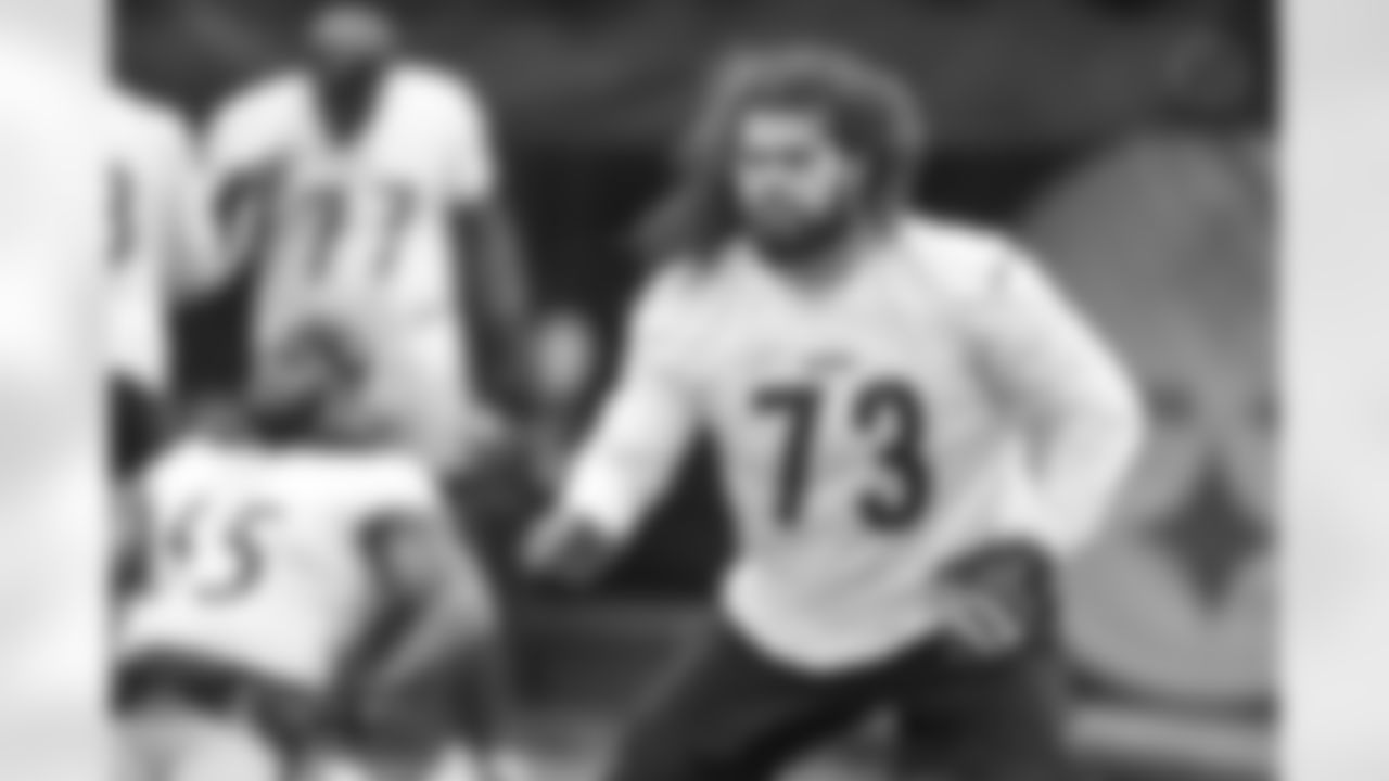 Pittsburgh Steelers guard Isaac Seumalo (73) practices at the UPMC Rooney Sports Complex during the 2023 minicamp, Wednesday June 14, 2023. (Karl Roser / Pittsburgh Steelers)