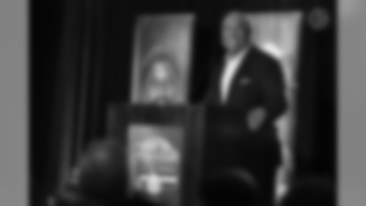 Steelers legends Larry Brown, Bill Cowher, Elbie Nickel and Hines Ward were inducted into the Steelers Hall of Honor on Sunday, September 29, 2019.